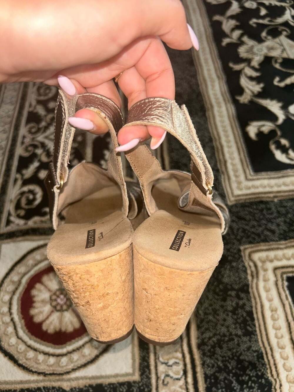 Clarks Collection Gold Metallic Leather Wedge Sandals Size 9